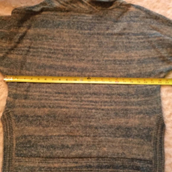 Anthropologie comfy sweater - Picture 8 of 8